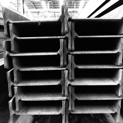 Perfiles laminados en caliente importados